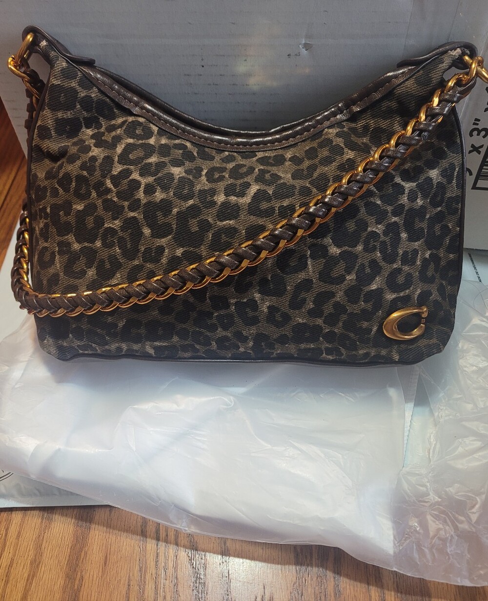 Printed Crossbody Bag ( No Branded Name )
